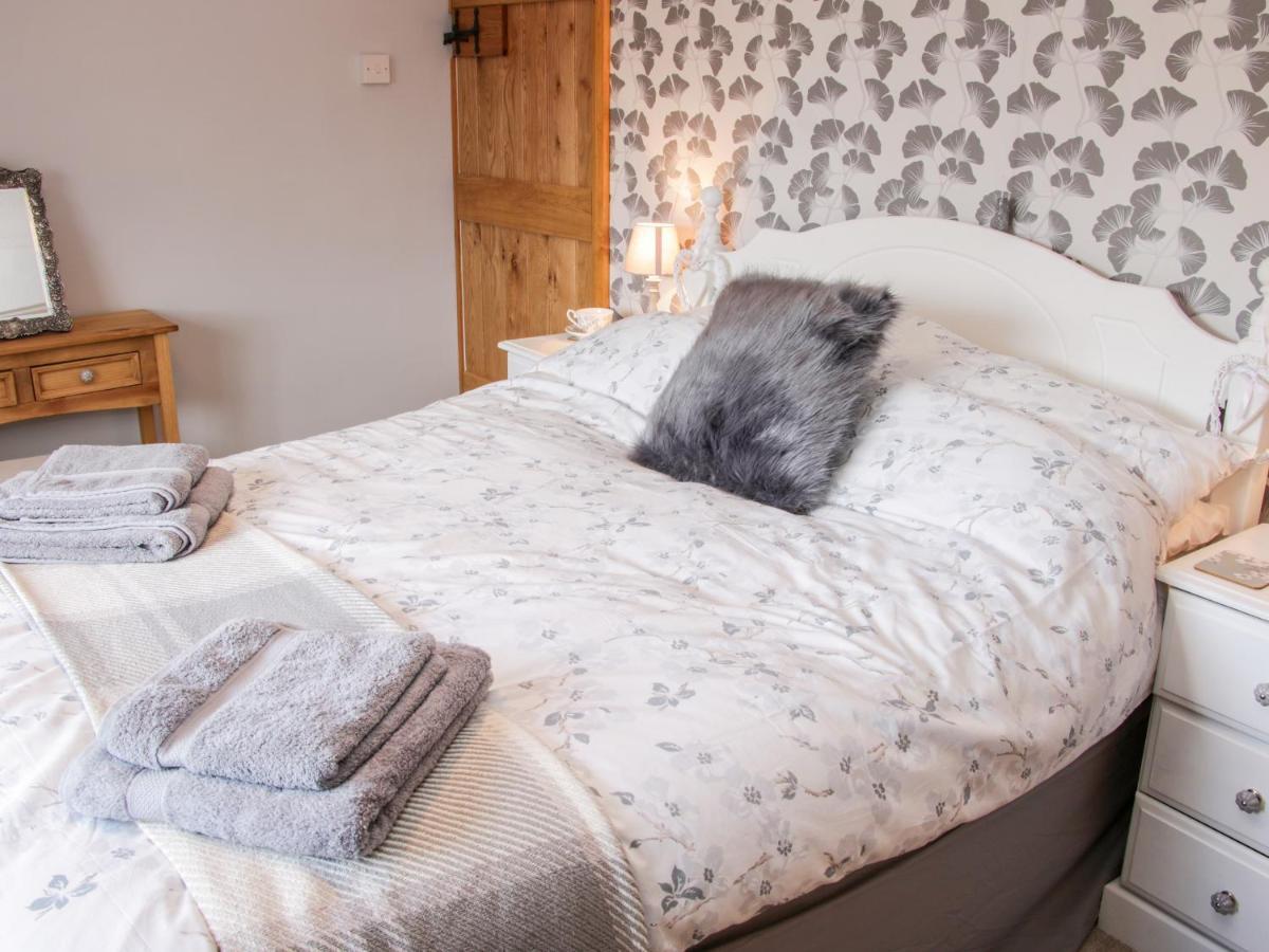 Ensdon Lea Cottage Шрусбъри Екстериор снимка