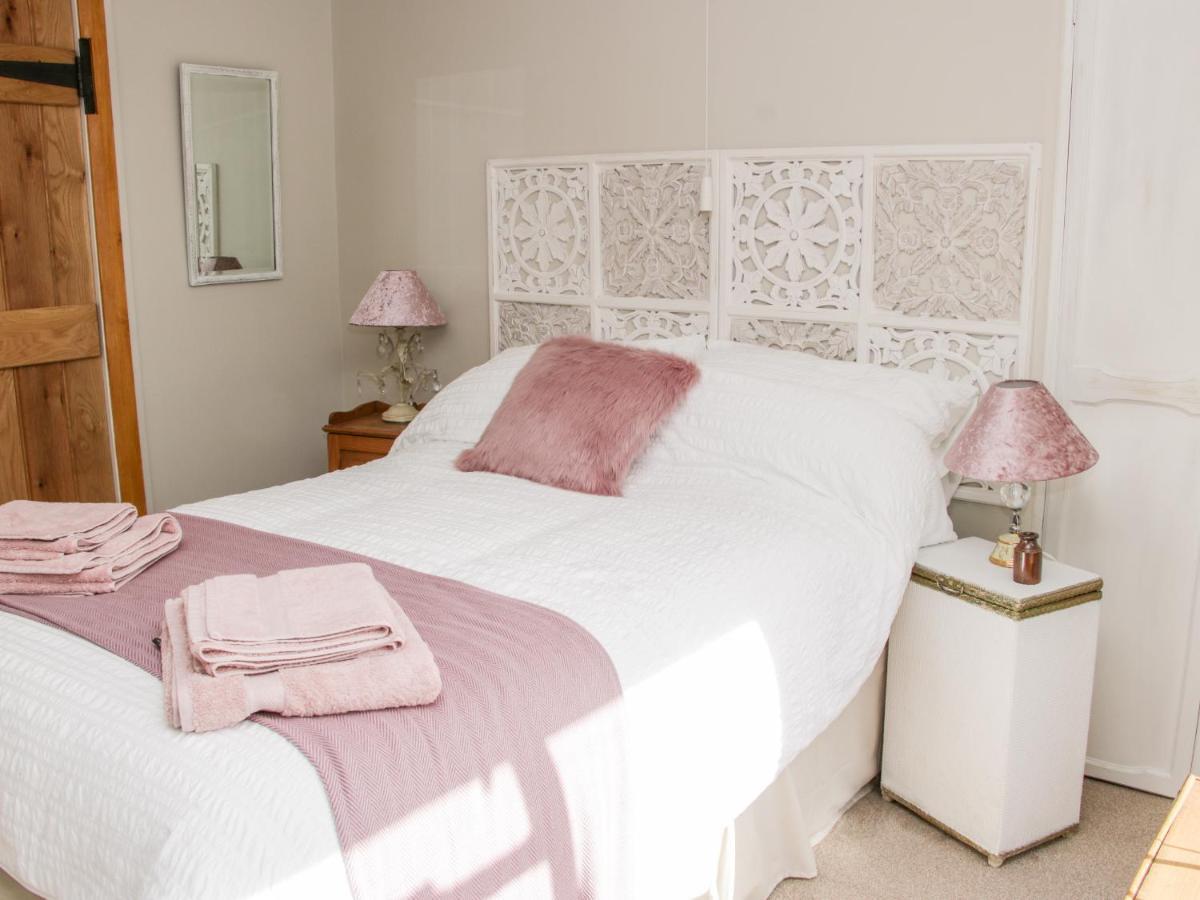Ensdon Lea Cottage Шрусбъри Екстериор снимка